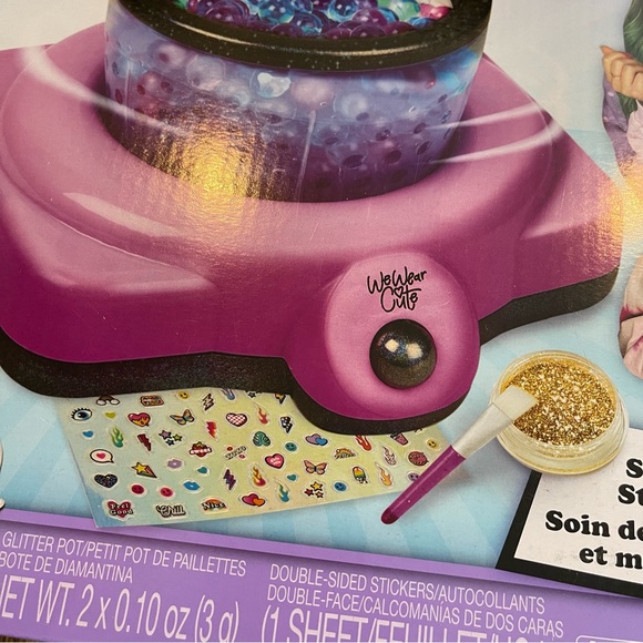 So Glittery Hand Spa - Picture 3 of 11